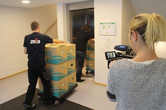 Das Leipziger Zentrum f&uuml;r Bucherhaltung lieferte den bibliophilen Schatz an (Foto: Angelo Glashagel)