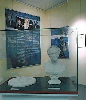 B&uuml;ste des Wilhelm Gesenius (Foto: Heidelore Kneffel)