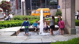 Der Brunnen am Badehaus w&uuml;rde sich als Kneipp-Brunnen zum Wassertreten f&uuml;r jedermann eignen (Foto: Angelo Glashagel)