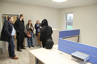 Vom alten DDR Bau ist nicht mehr viel zu sehen (Foto: Angelo Glashagel)