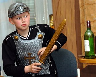 Ritter jagt Windm&uuml;hle (Foto: nnz)