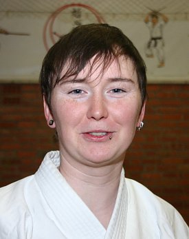 Bild: Kobudo-K&auml;mpferin Doreen Schilling 