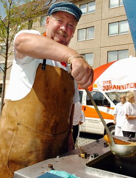 Bild: Johanniter feiern