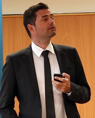 Bild: Mal Einlader, mal Moderator
