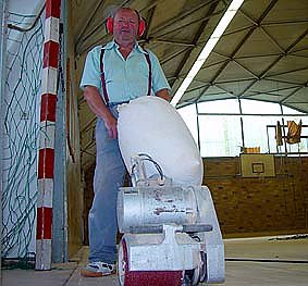 Fitness f&uuml;r Turnhalle (Foto: nnz)