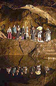 Ab in die H&ouml;hle (Foto: nnz)