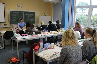 Die Zeit der kleinen Klassen ist vorbei - die Pflegebranche sucht best&auml;ndig nach frischen Kr&auml;ften (Foto: Angelo Glashagel)
