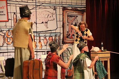 Das Krippenspiel mit Olaf Schubert sorgte im Theater Nordhausen wieder f&uuml;r ein volles Haus (Foto: Angelo Glashagel)