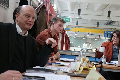 "Wir haben verdammt wenig Zeit" - Prof. Daniel Goldmann sprach &uuml;ber die Rohstoffwende 2049 (Foto: Angelo Glashagel)