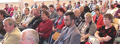 Von der Demo zur Info (Foto: nnz)