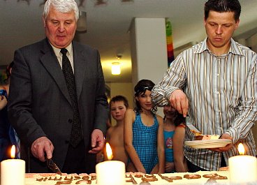 Torte f&uuml;r Baddel (Foto: nnz)