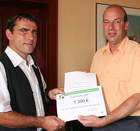 Geld f&uuml;r Waagen (Foto: nnz)