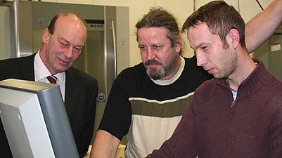 &Uuml;ber Schultern geschaut (Foto: nnz)