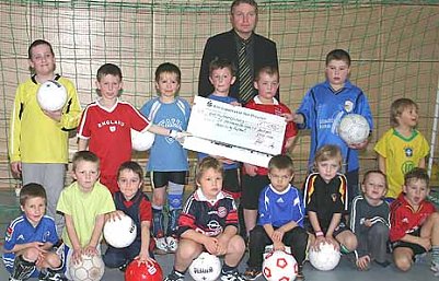 Geld f&uuml;r Nachwuchskicker (Foto: nnz)