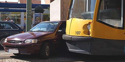 nnz-Foto des Tages: Crash mit "Bimmel" (Foto: nnz)