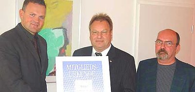 Gepr&uuml;ft und gebunden (Foto: nnz)