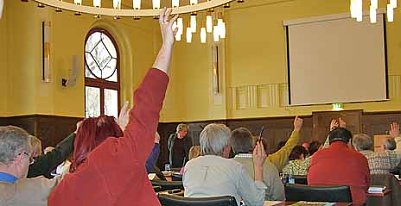 nnz-R&uuml;ckspiegel: Pest, Geld und H&auml;nde (Foto: nnz)