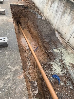 Firma Watterodt beim bohren eines 130 Meter langen Teilst&uuml;ckes (Foto: S&uuml;dharz Klinikum Nordhausen)