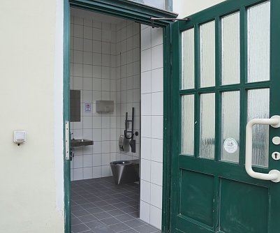 Blick in die neue Toilette am Nordh&auml;user Bahnhof.  (Foto: ssc)