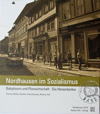 Buchdeckel (Foto: Veit)