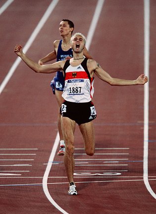 Bild: Olympiasieger Nils Schuhmann nimmt als Ehrengast am Lauf teil