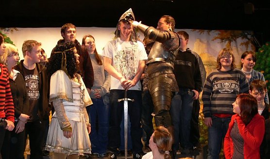 Zu Gast bei Rittern (Foto: Kühn) Zu Gast bei Rittern (Foto: Kühn)