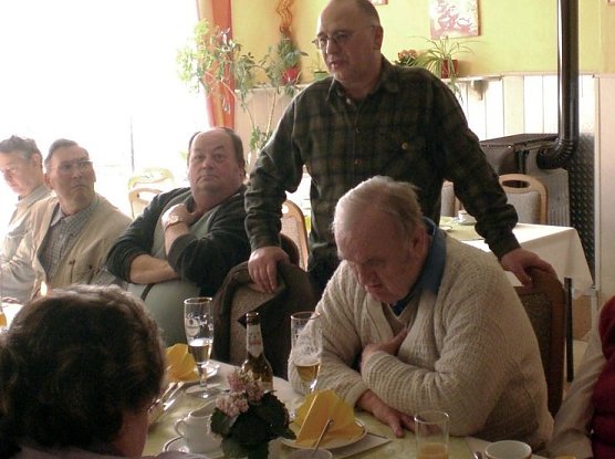 Versammelt (Foto: M. Müller) Versammelt (Foto: M. Müller)