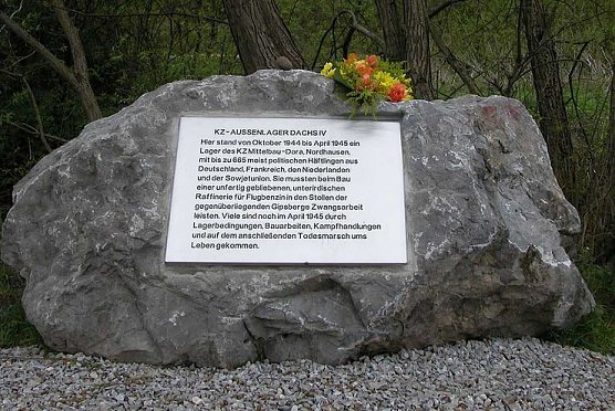 Gedenkstein Petershütte (Foto: Gedenkstätte Mittelbau Dora) Gedenkstein Petershütte (Foto: Gedenkstätte Mittelbau Dora)