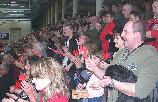 Begeisterte Fans (Foto: nnz) Begeisterte Fans (Foto: nnz)