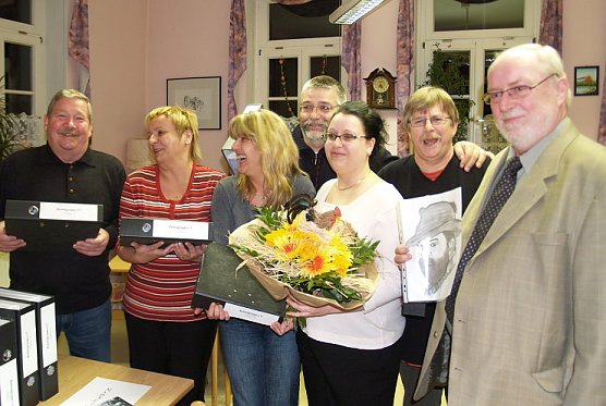 Fröhliche Leute (Foto: nnz) Fröhliche Leute (Foto: nnz)