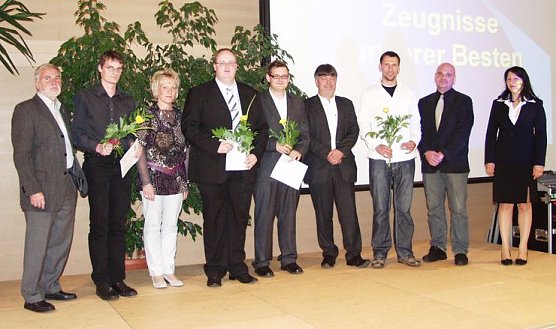 Abgeschlossen (Foto: SBBS für Gesundheit, Soziales und Wirtschaft) Abgeschlossen (Foto: SBBS für Gesundheit, Soziales und Wirtschaft)