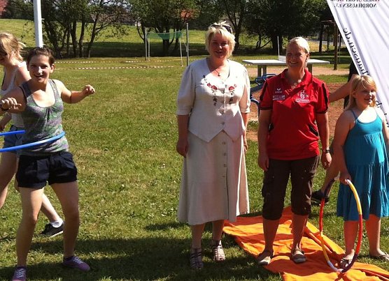 Sportlich beim Dorffest (Foto: KSB)