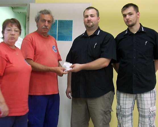 &Uuml;bergeben (Foto: privat)