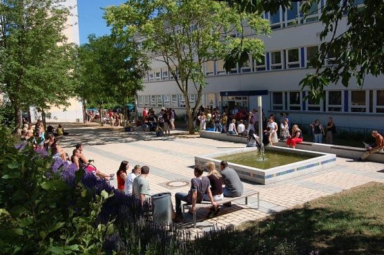 Gr&uuml;ner Campus (Foto: Schelenhaus)