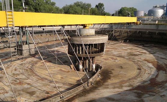 Leeres Nachkl&auml;rbecken (Foto: Hans-J&uuml;rgen Otto)