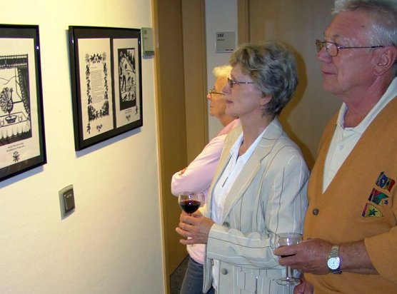 Ausstellung er&ouml;ffnet (Foto: J. Seifert)