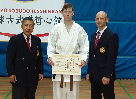 Der Stamm und die &Auml;pfel (Foto: S. Schr&ouml;ter)