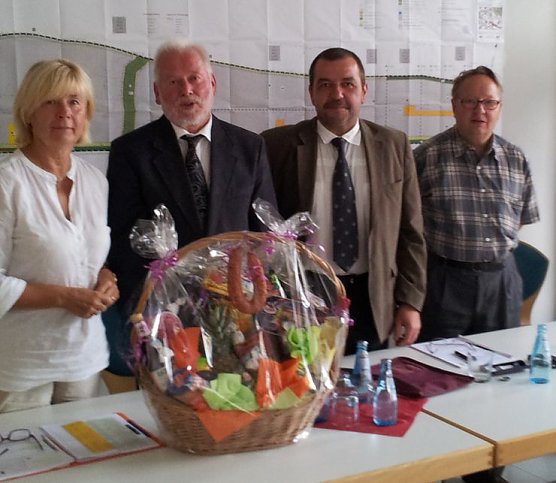 Verabschiedet und neu gew&auml;hlt (Foto: privat)