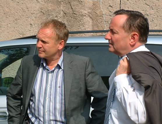 Justizminister Holger Poppenh&auml;ger und Horizont Gesch&auml;ftsf&uuml;hrer Renee K&uuml;bler (Foto: Angelo Glashagel)