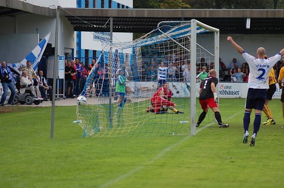 2:1 für Wacker (Foto: Olaf Dobrzykowsky) 2:1 für Wacker (Foto: Olaf Dobrzykowsky)