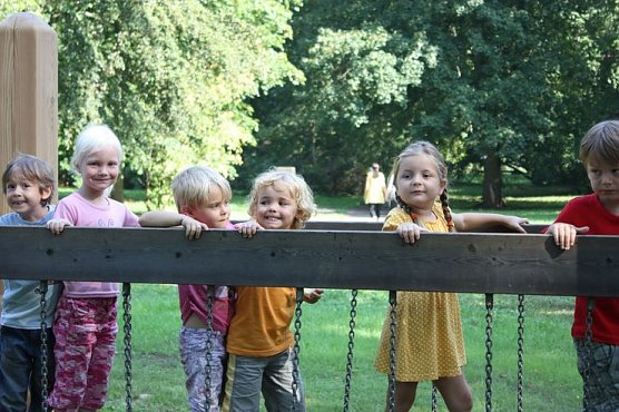 Spielplatz im Stadtpark &uuml;bergeben (Foto: P. Grabe)