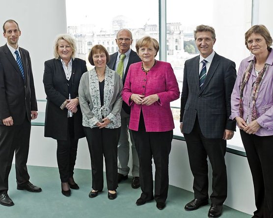 Zeh bei Merkel zum Gespräch (Foto: privat) Zeh bei Merkel zum Gespräch (Foto: privat)