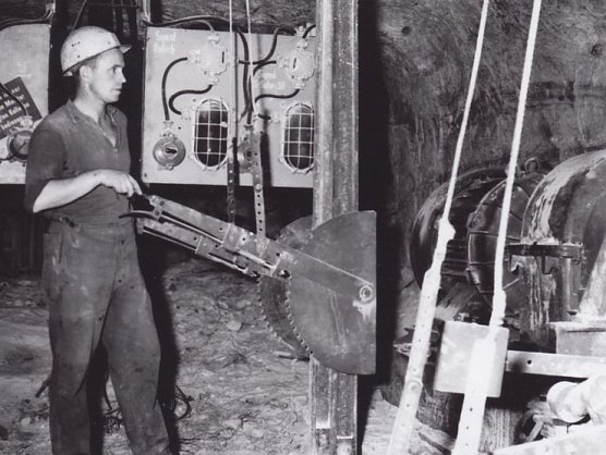 Schrapper-Bedienung (Foto: NDH-E)