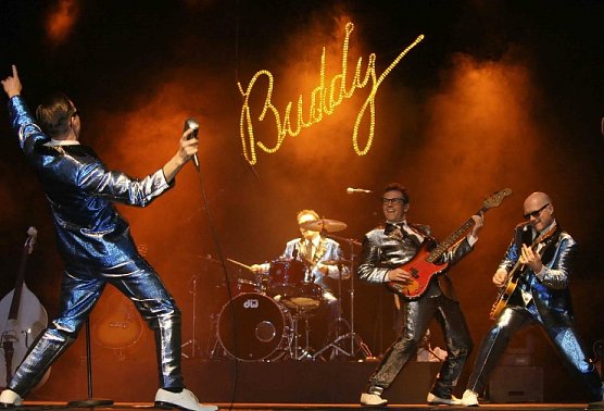 Show im Theater (Foto: Theater Nordhausen) Show im Theater (Foto: Theater Nordhausen)