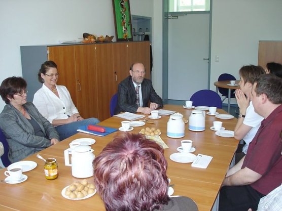 Gespr&auml;ch unter Kollgen (Foto: nnz)