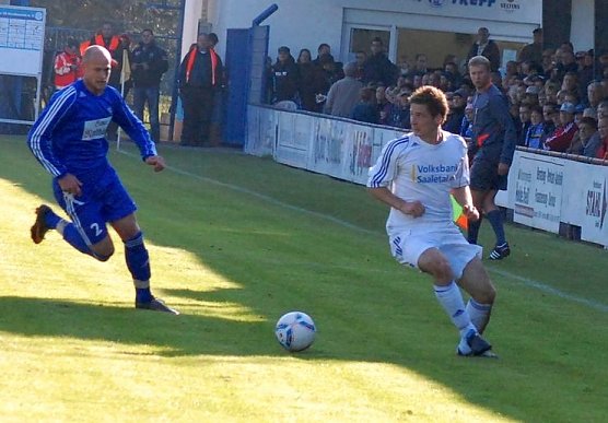 Pelan im Zweikampf (Foto: Wacker Nordhausen)