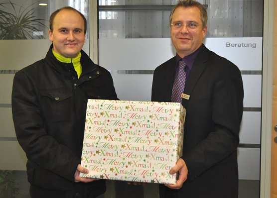 &Uuml;bergeben (Foto: privat)