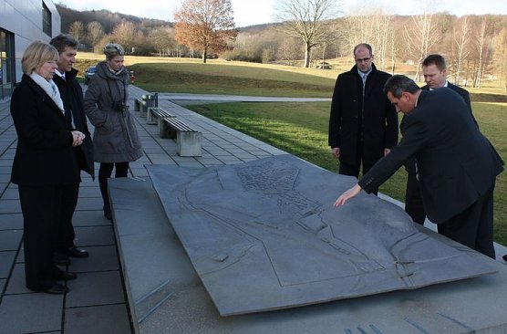 Gedenkst&auml;tte besucht (Foto: Pressestelle Stadtverwaltung)