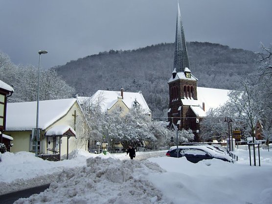 Ilfelder Kirche im Winter (Foto: privat)