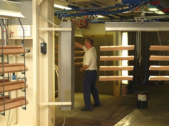 Hier wird lackiert (Foto: NUV)